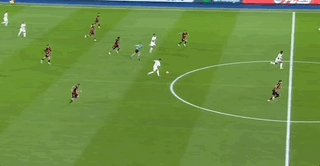 1747272350488059372.gif 皇马39射艰难逆转,姆巴佩金靴有戏!