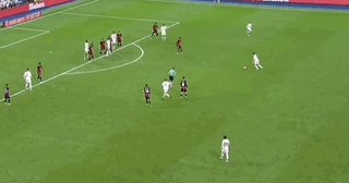 1747272495078093945.gif 皇马39射艰难逆转,姆巴佩金靴有戏!