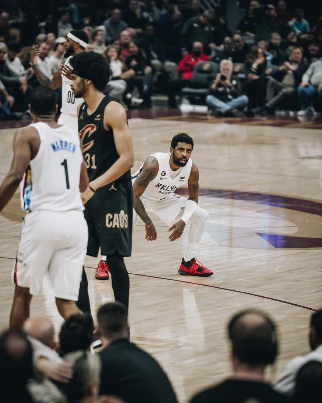 开云体育平台-一次演讲按下蜕变开关 篮网反弹关键：专注于篮球！