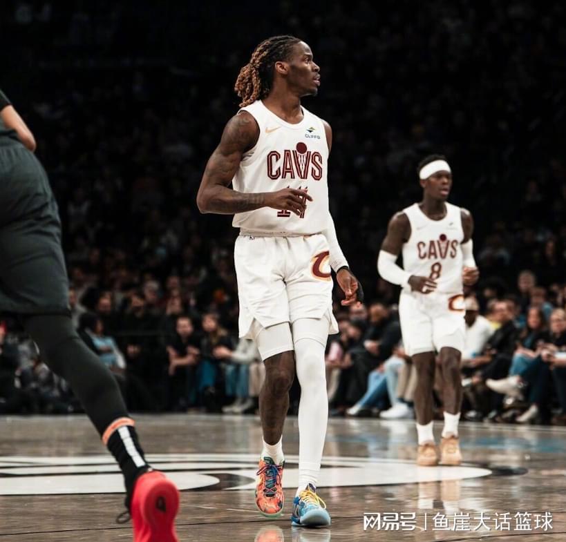 开云登录入口-骑士赢球两点仍该批，哈登错误明显！莫布里功过相抵，新援创新高